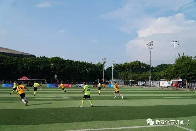 泽林斯基：我想留在国米 如果邓弗里斯加盟皇马就只需要祝他好运